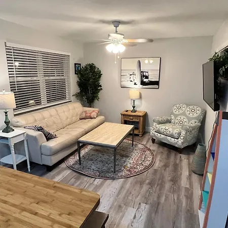 875 Oasis #3 Appartement